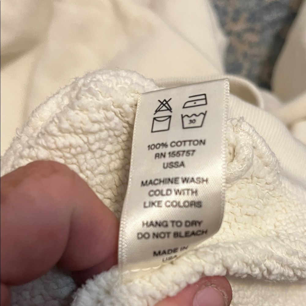 Madhappy Curb Your Enthusiasm Larry David Cream Graphic Crewneck Sweatshirt Rare - Picture 11 of 11